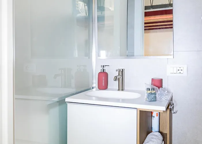 Apartament Monolocale Moderno A 2 Min Dalla Metro B Rzym